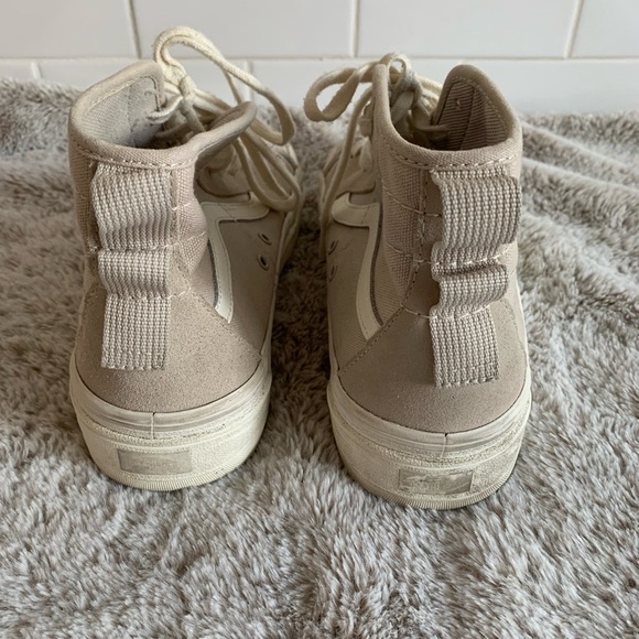 VANS Beige Sentry Sk8-Hi WC High Top Unisex Lugged Soles Sneakers  6.5M 8W - Picture 4 of 9